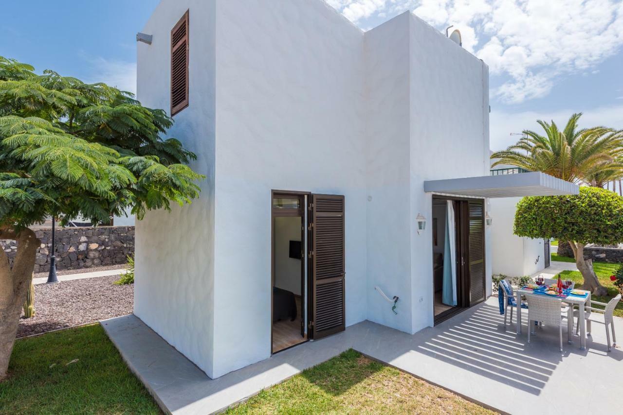 263 Precious Bungalow With Terrace, Free Wifi Playa de las Américas Extérieur photo